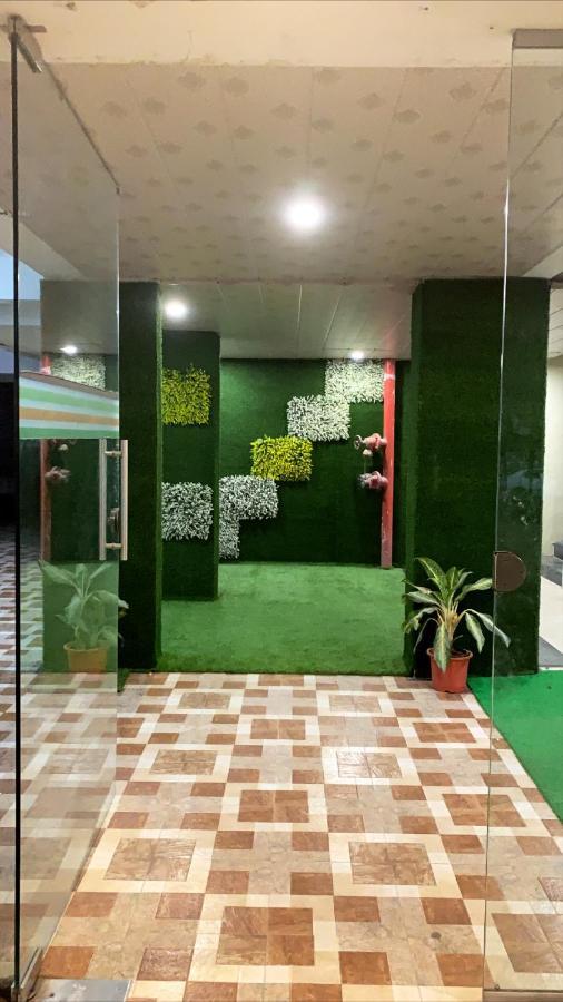 The Paradise Aundh Hotel Pune Luaran gambar